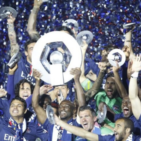 Le trophée de la Ligue 1 change également