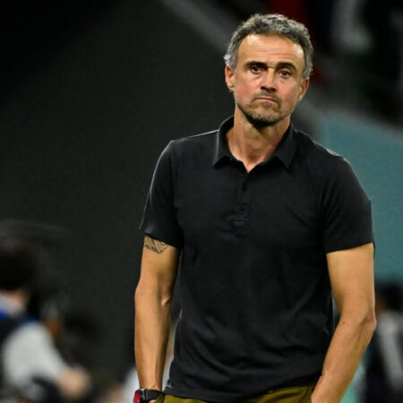 Luis Enrique, l’entraîneur du Paris Saint-Germain, revient sur Twitch