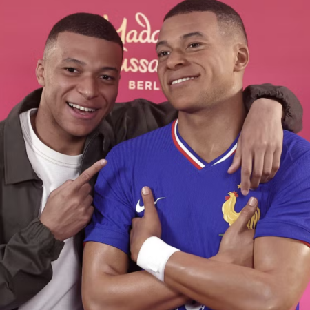 Mbappé fait ses adieux à Paris lors d’une fête surplombant la Tour Eiffel