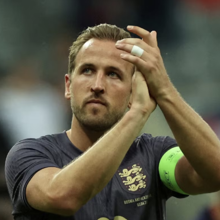 Southgate garantit la titularisation de Toney contre l’Islande, mais déclare: “Je dois préparer Kane”