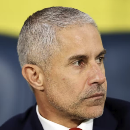 Sylvinho met en garde l’Italie: “Le football est fou, tout peut arriver”